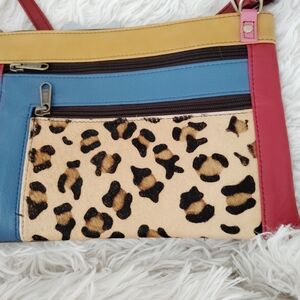 Stylish Multicolor Crossbody Bag with Leopard Print